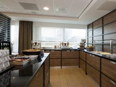 Holiday Inn Express Amsterdam - Sloterdijk Station 7