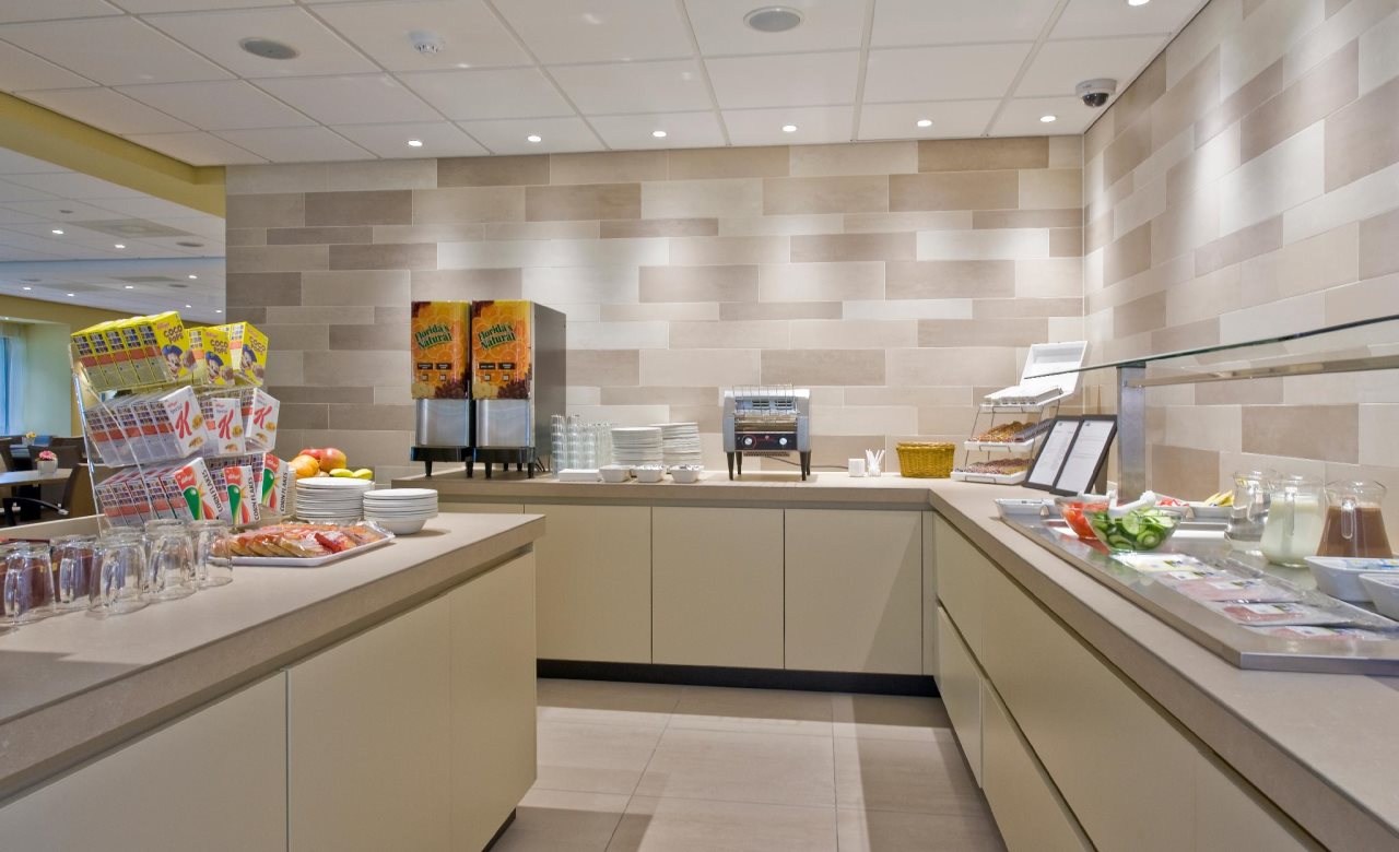 Holiday Inn Express Amsterdam - South 12
