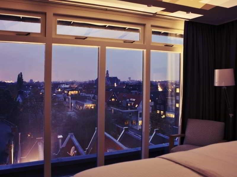 The Bank Hotel 18