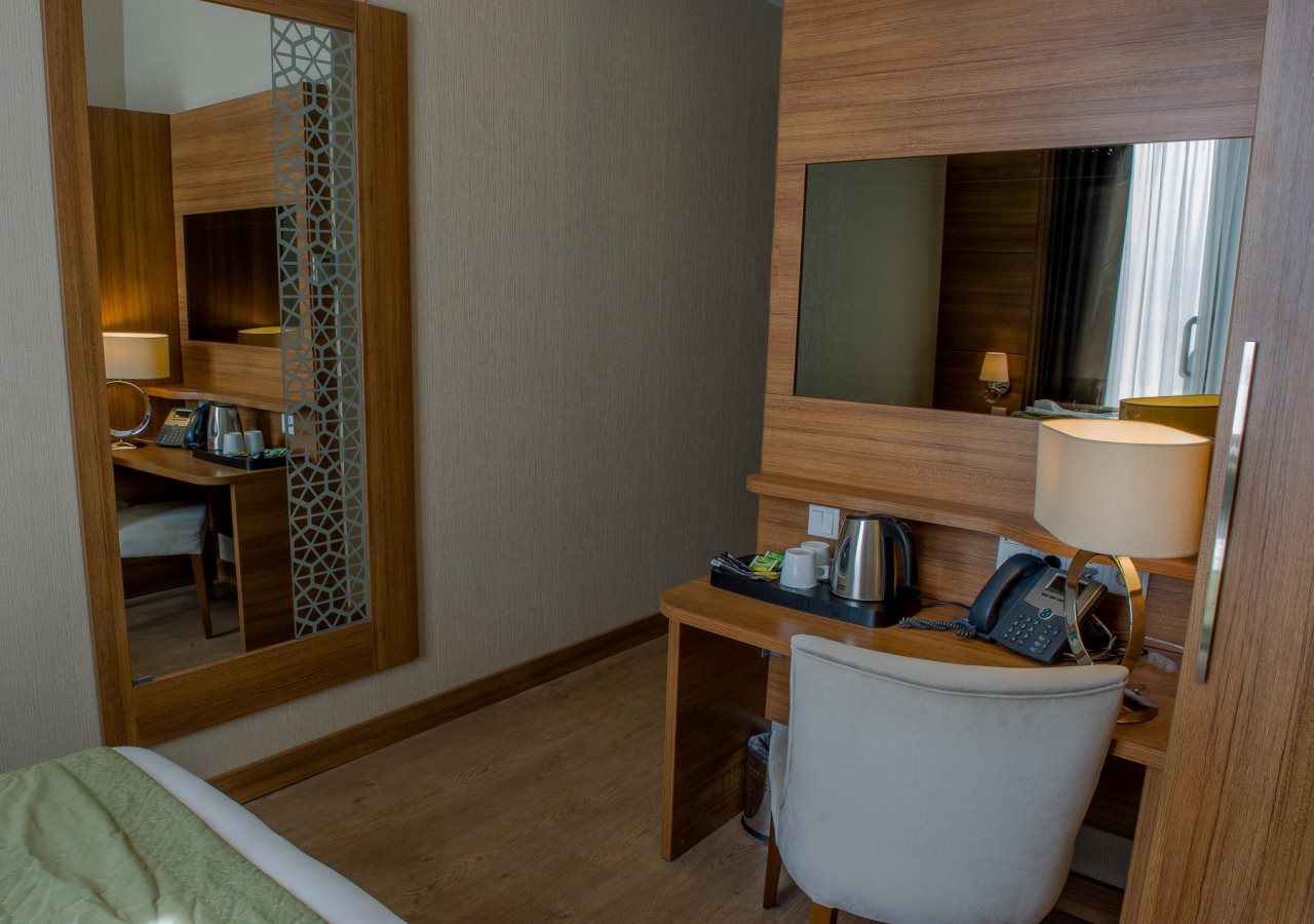 Grand Hotel Downtown 21
