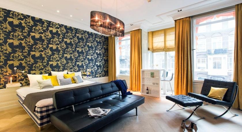 The Amsterdam Canal Hotel 14