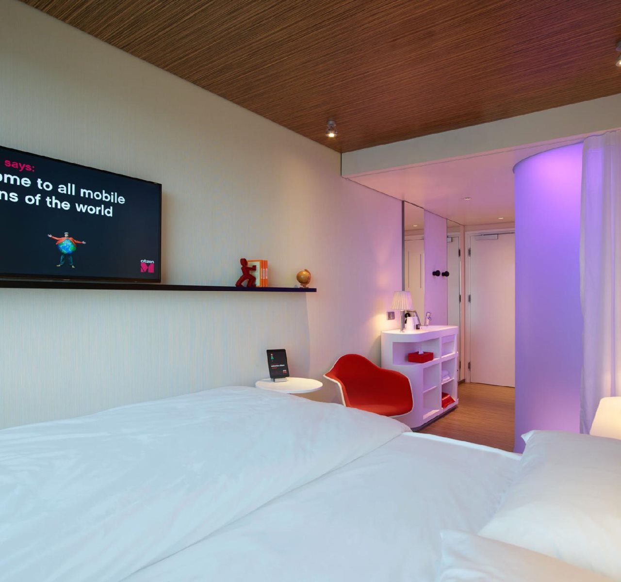 citizenM Schiphol Airport 24