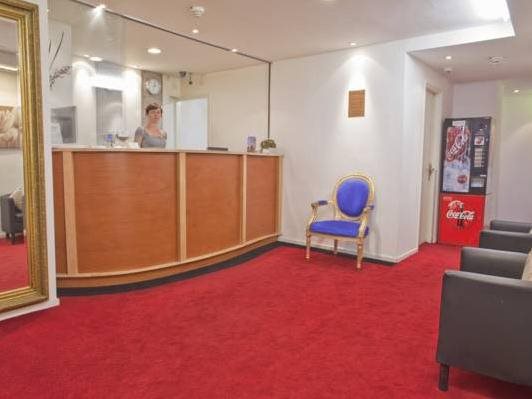 Hotel Oscar 9