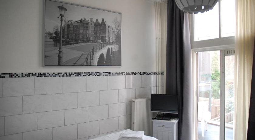 Weber Hotel 12