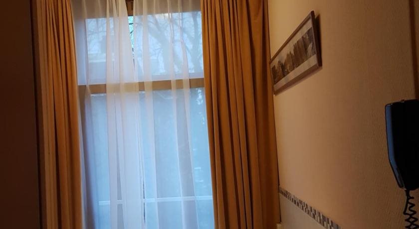 Weber Hotel 20