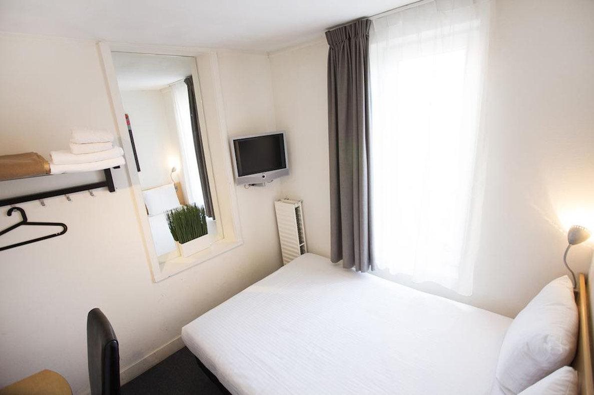 Quentin Canal House Hotel 17