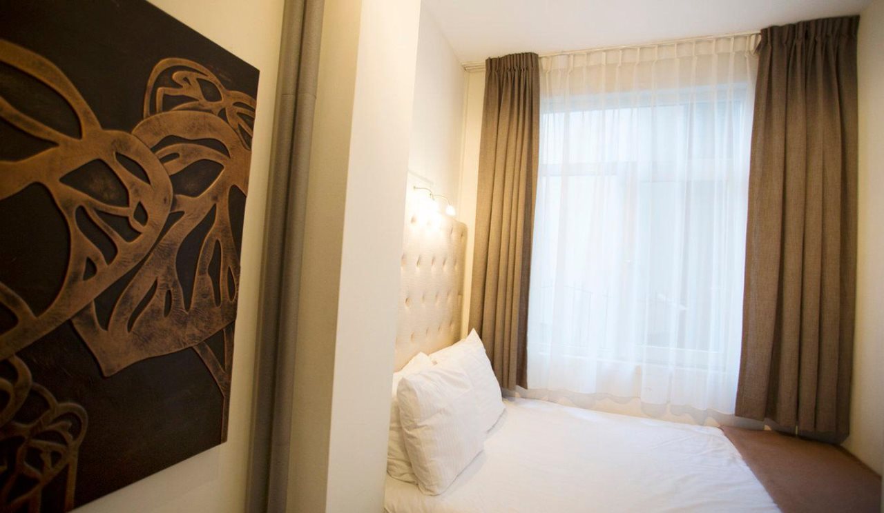 Quentin Canal House Hotel 18