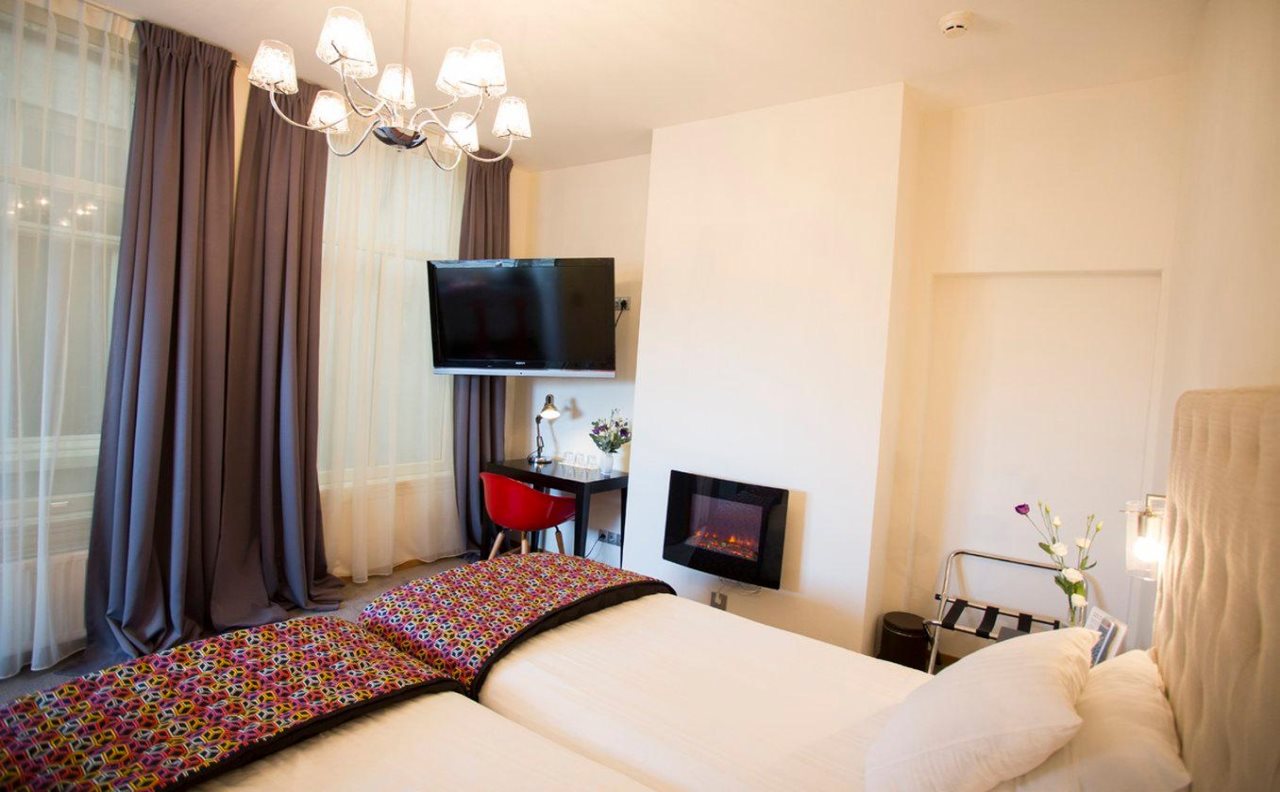 Quentin Canal House Hotel 9