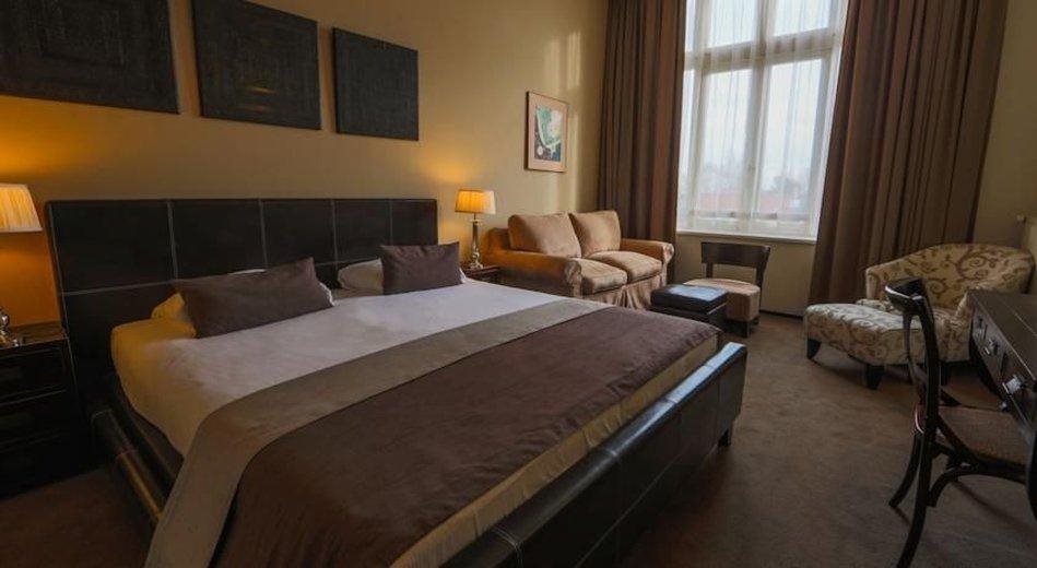 Hotel Chariot 12