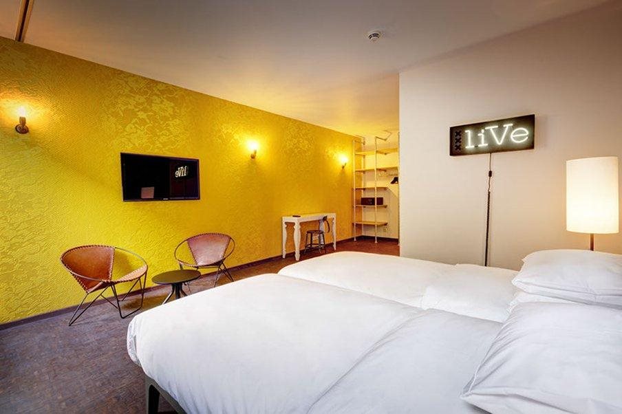 Hotel V Nesplein 4