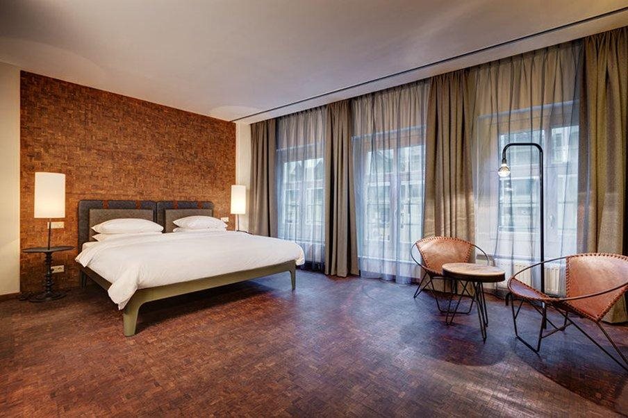 Hotel V Nesplein 5