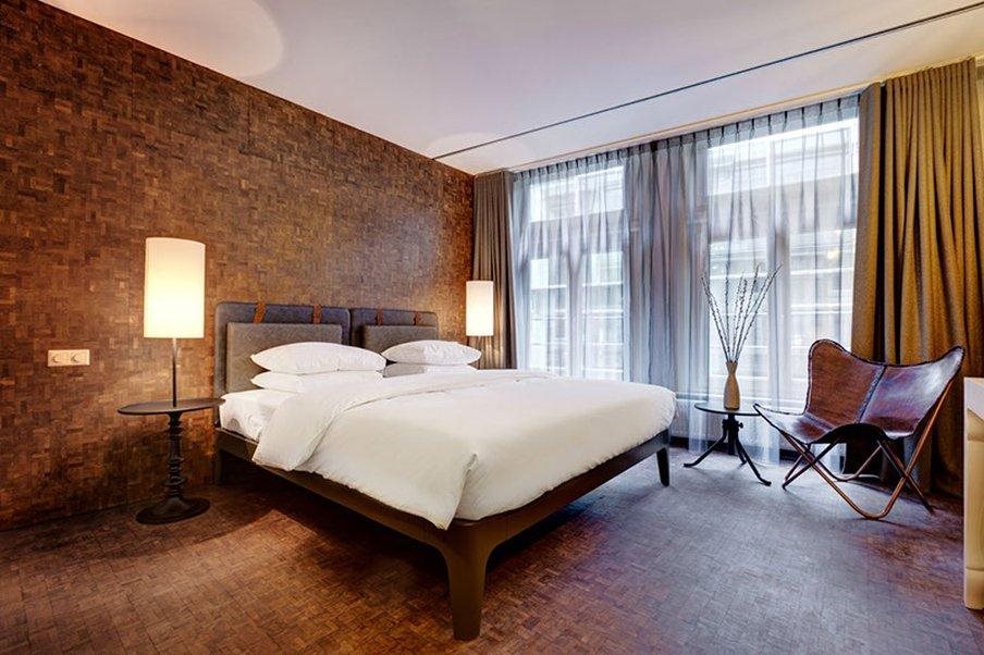 Hotel V Nesplein 6