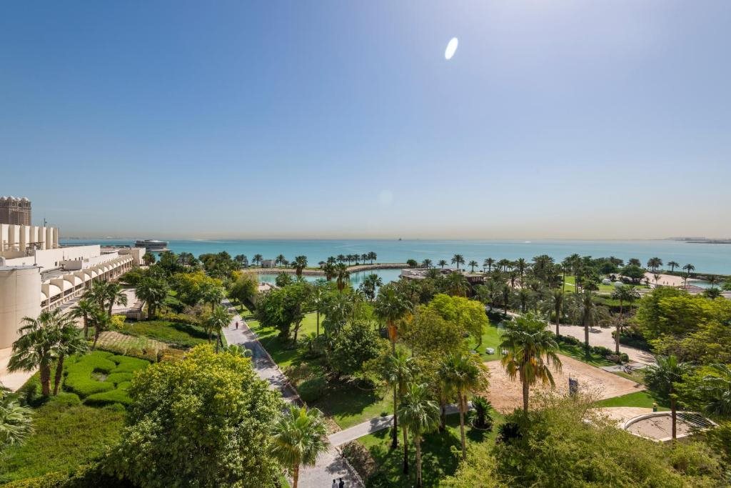 Sheraton Grand Doha Resort & Convention Hotel 11