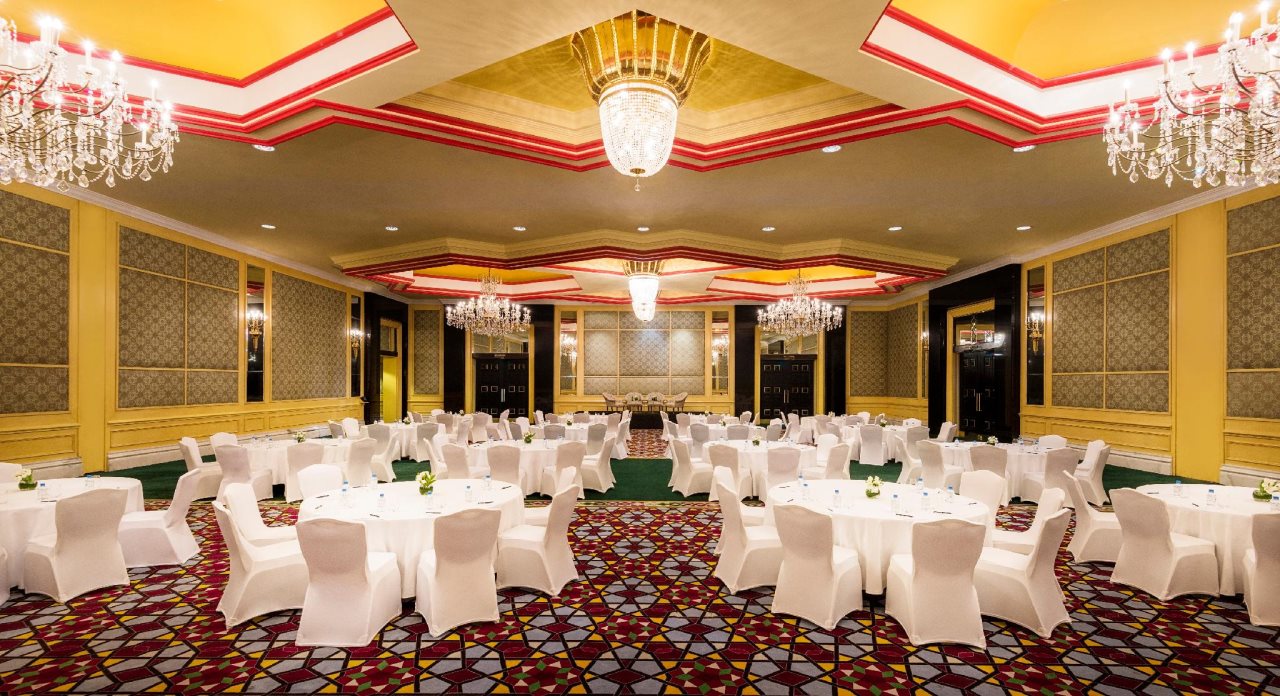 The Ritz-Carlton Doha 13