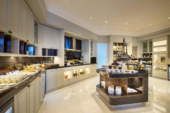 The Ritz-Carlton Doha 17