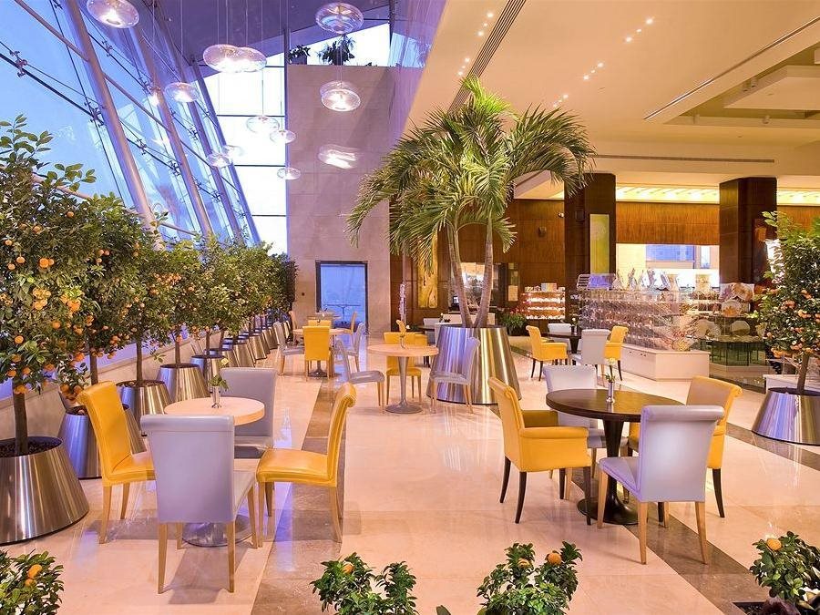 La Cigale Hotel 5