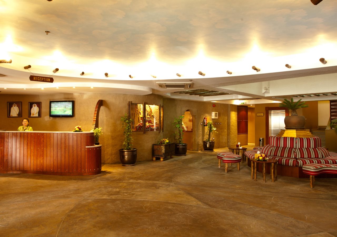 Al Liwan Suites Hotel 7