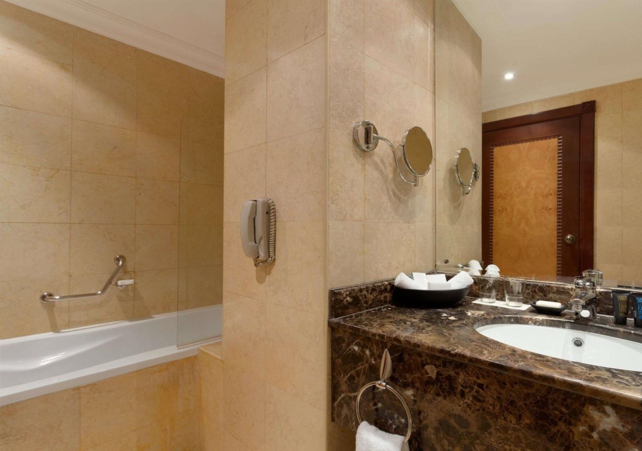 Grand Regency Hotel Doha Trademark Collection by Wyndham 18