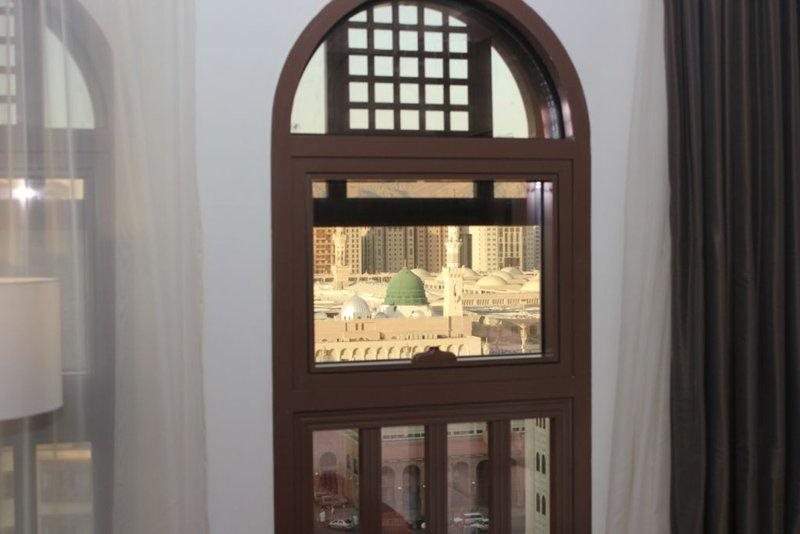 Crowne Plaza Madinah 12