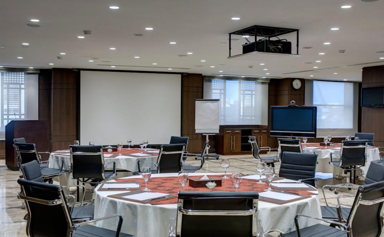 Crowne Plaza Madinah 13