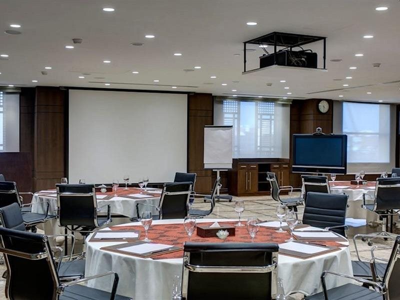 Crowne Plaza Madinah 14