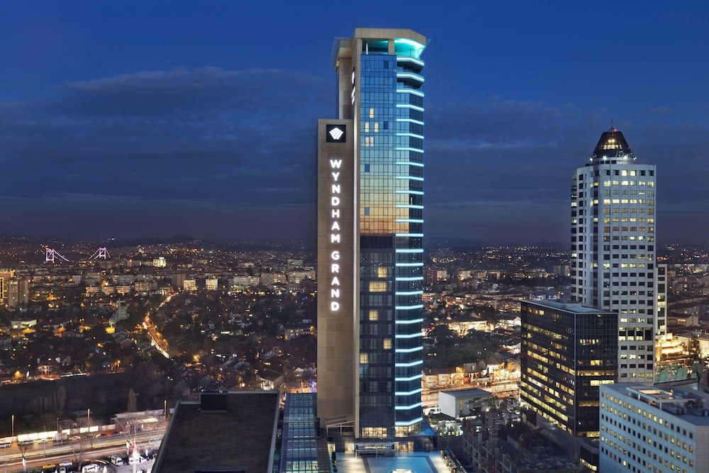 Wyndham Grand Istanbul Levent 1