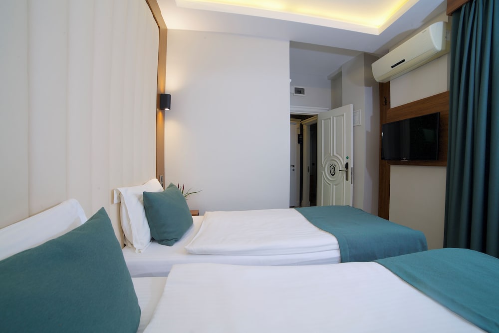 Hotel Black Tulip 21