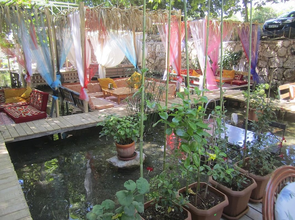 Arikanda Rivergarden Hotel 12