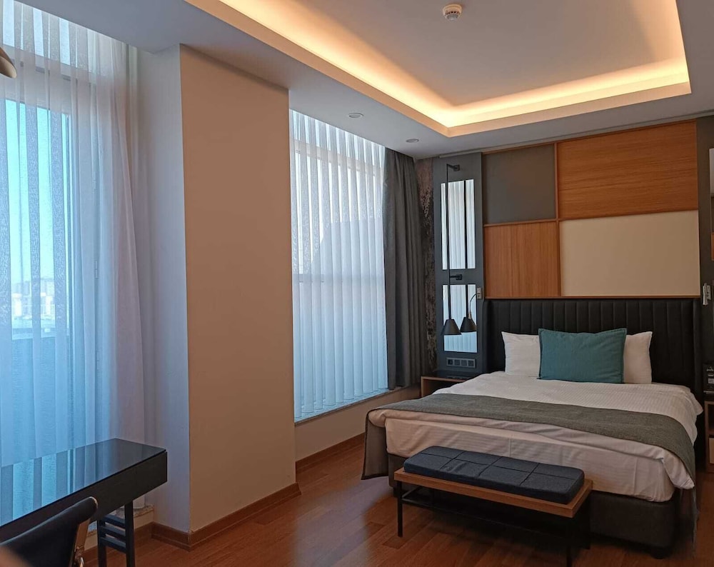 Expoist Hotel 21