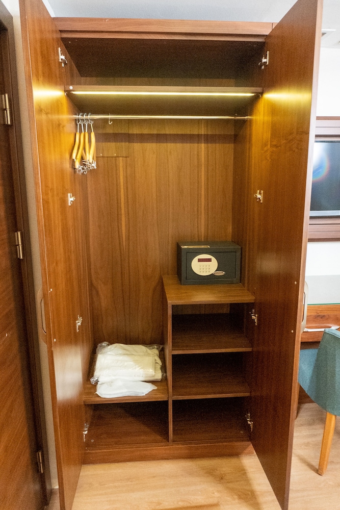 Long Stay Istanbul Hotel 14