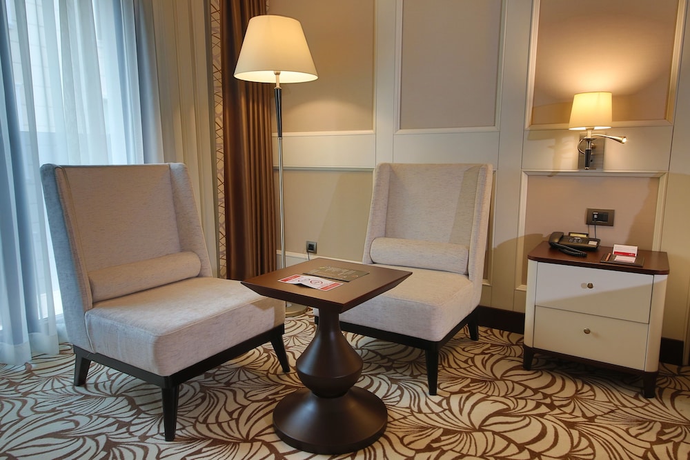Ramada Hotel & Suites by Wyndham Istanbul Merter 17