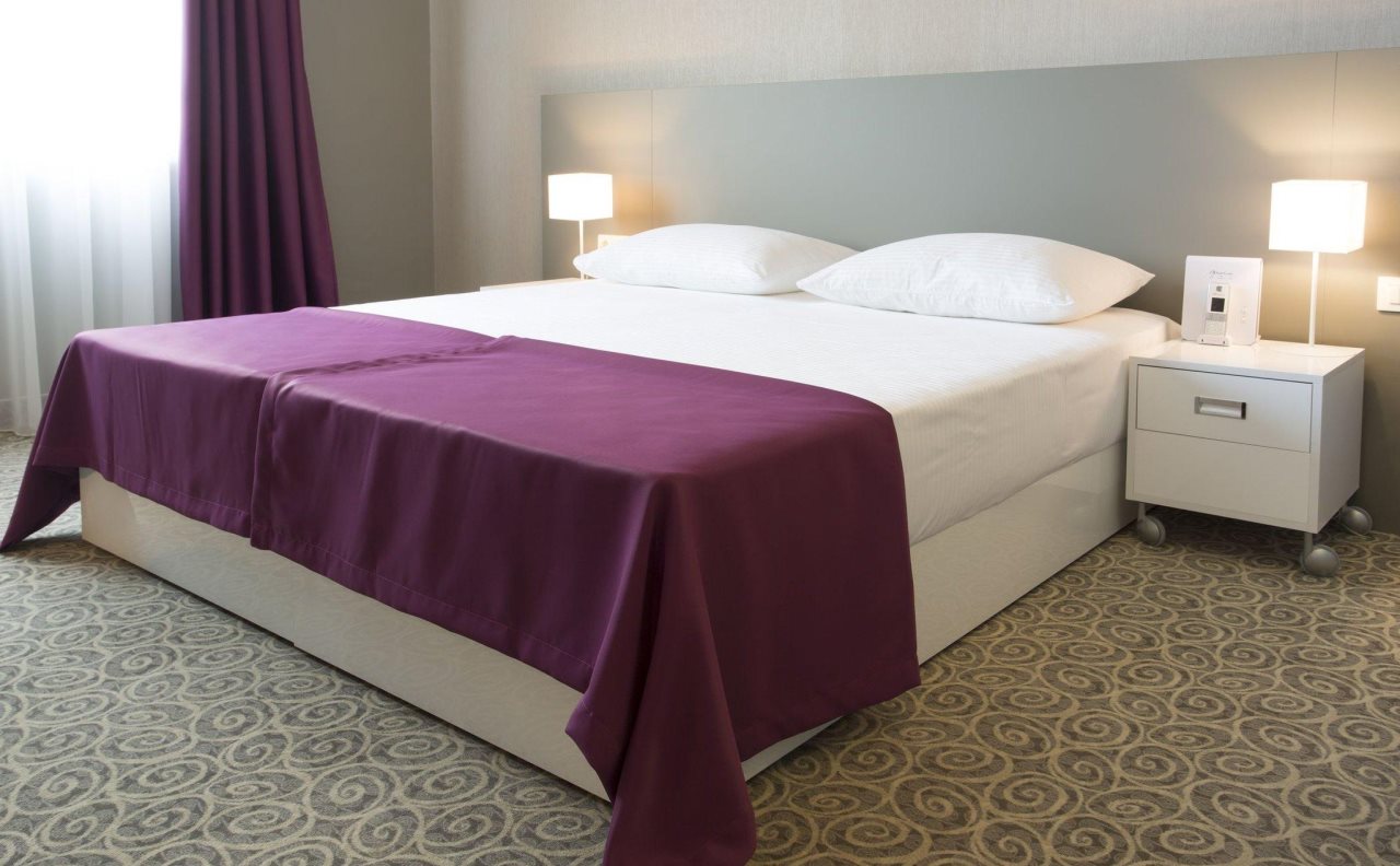 Radisson RED Belgrade 14