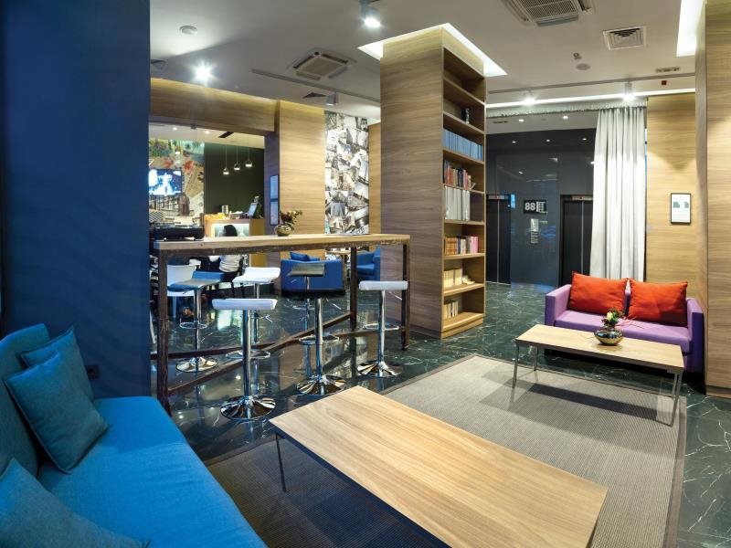 Radisson RED Belgrade 3