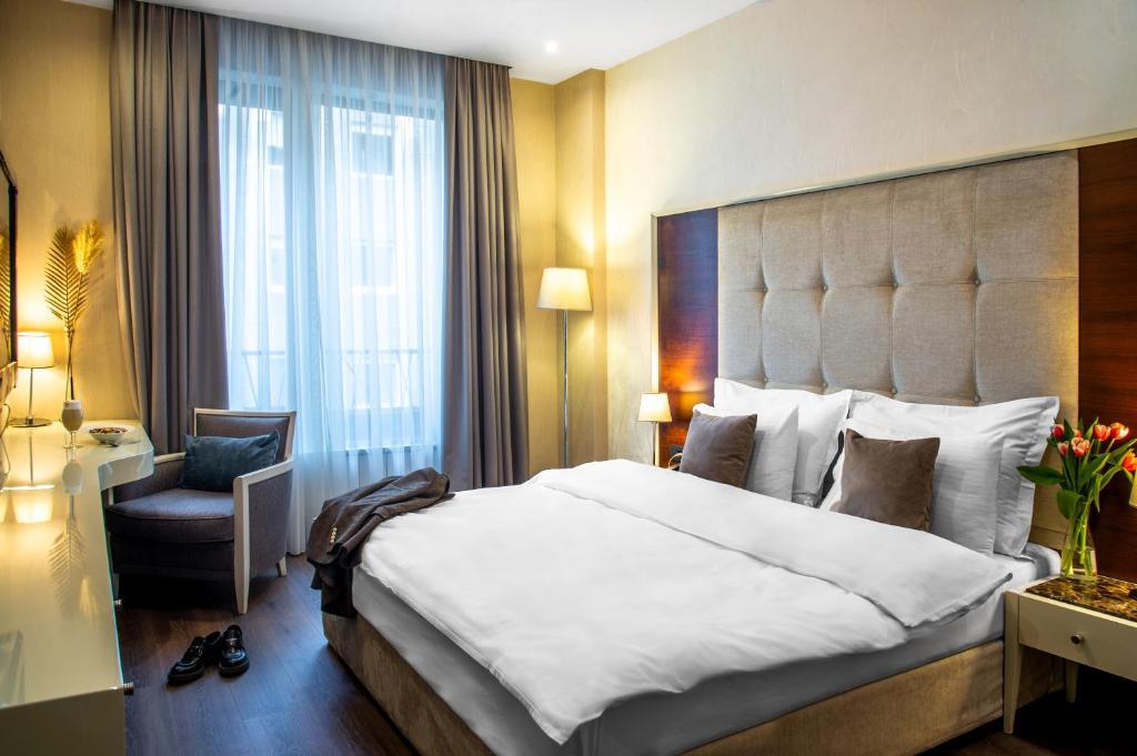 Crystal Belgrade 2