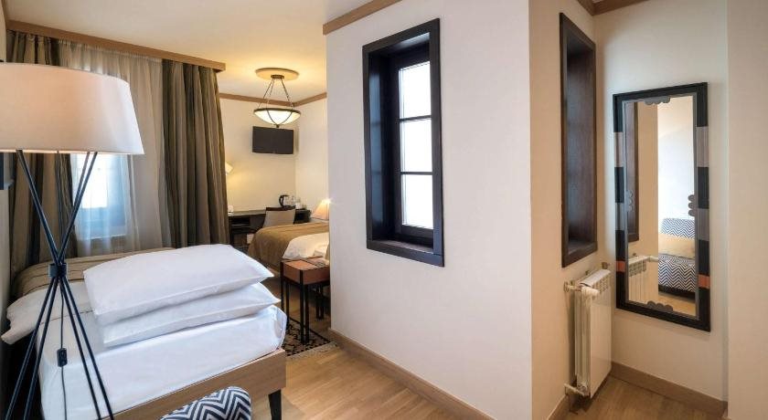 Mercure Belgrade Excelsior 7