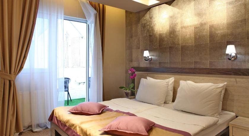 Hotel Vozarev 3
