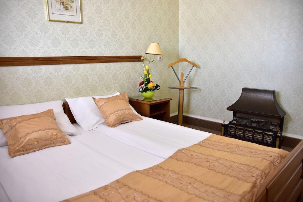 Garni Hotel Lav 17