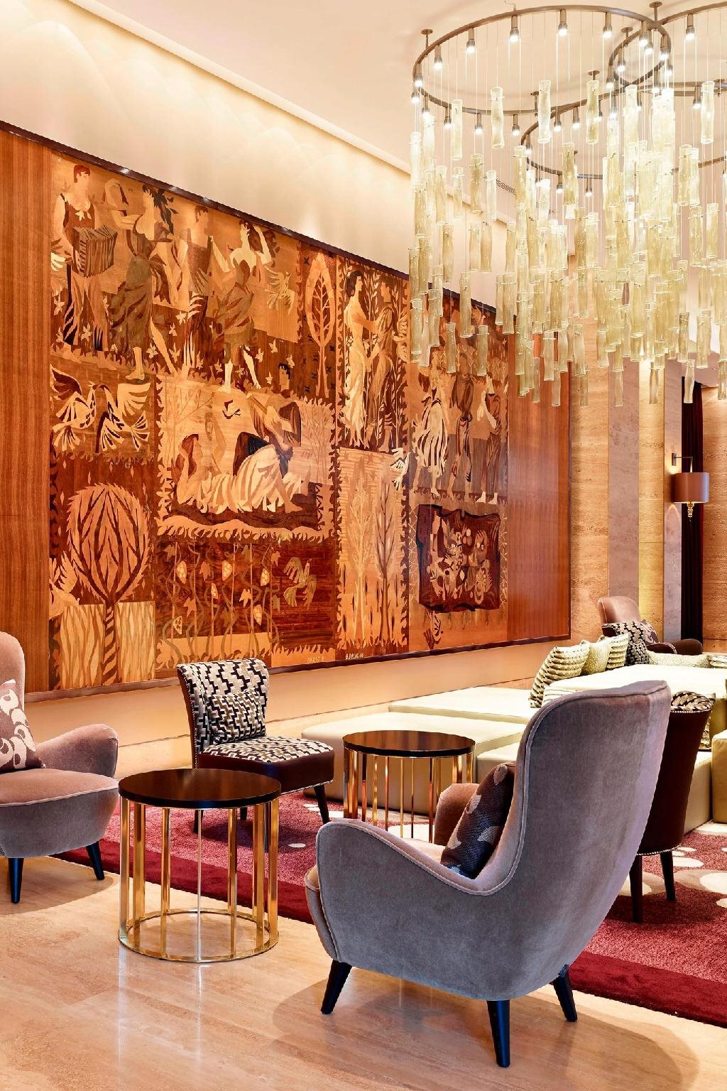 Metropol Palace 13