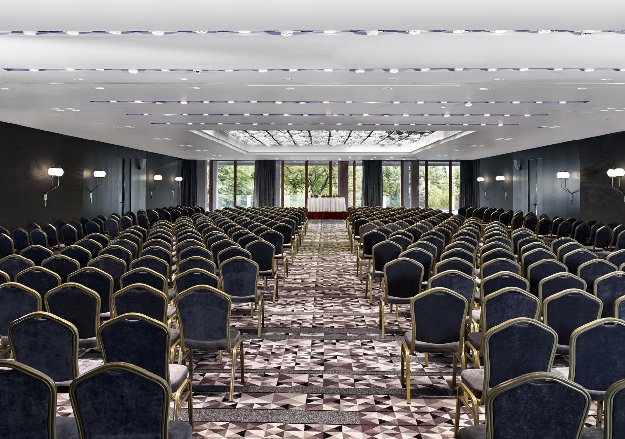 Metropol Palace 8