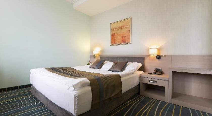 Kopernikus Hotel Prag 14