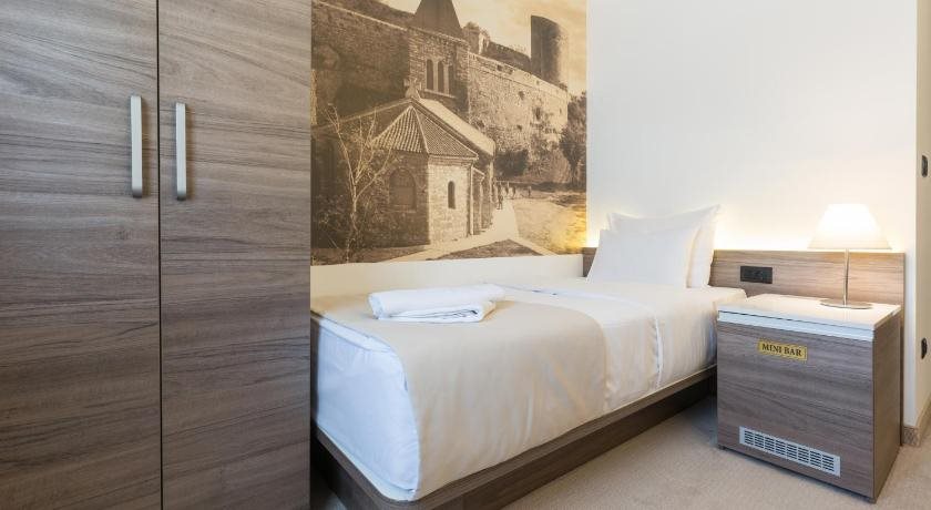 Royal Inn Hotel 13