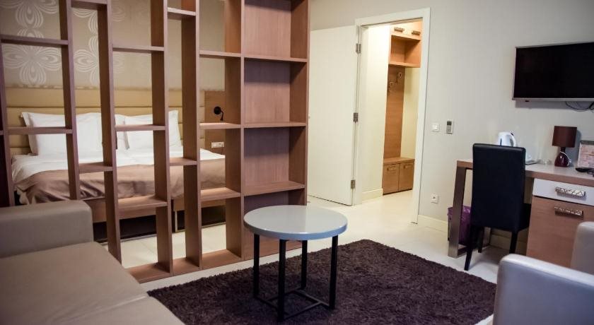 Hotel Srbija Garden 13