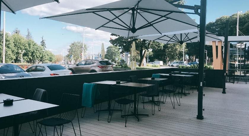 BonHotel 19
