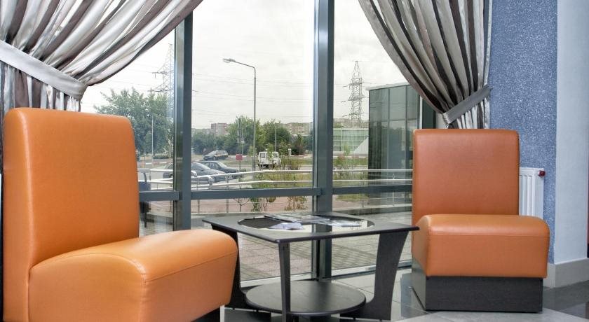 East Time Hotel 6