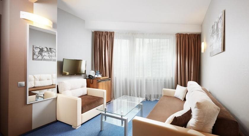 Slavyanskaya Hotel 21