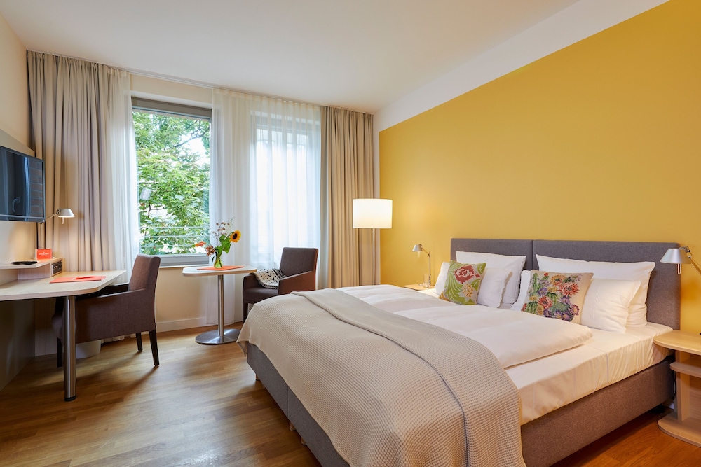 FLOTTWELL BERLIN Hotel 5