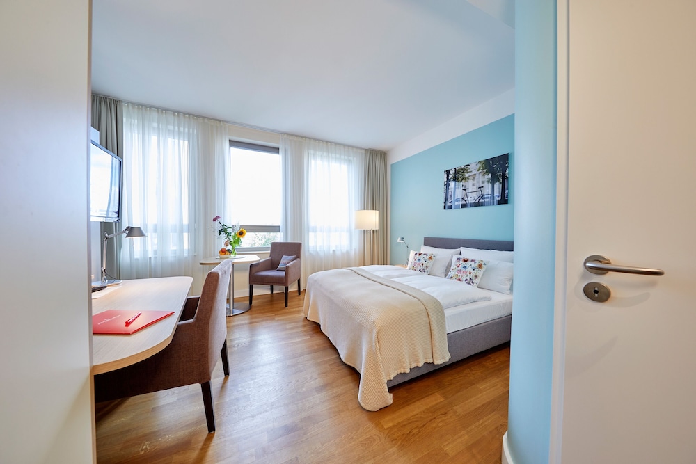 FLOTTWELL BERLIN Hotel 1