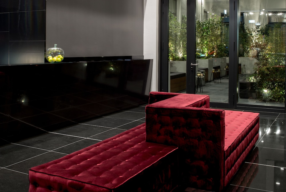 Hotel AMANO Grand Central 1