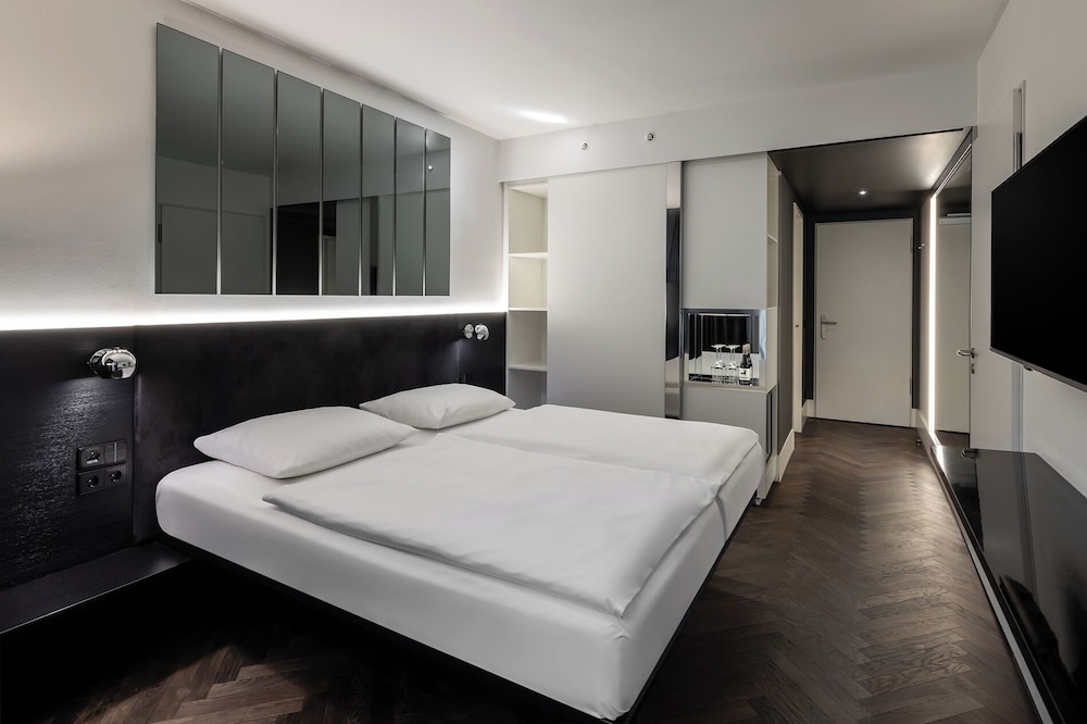Hotel AMANO Grand Central 12