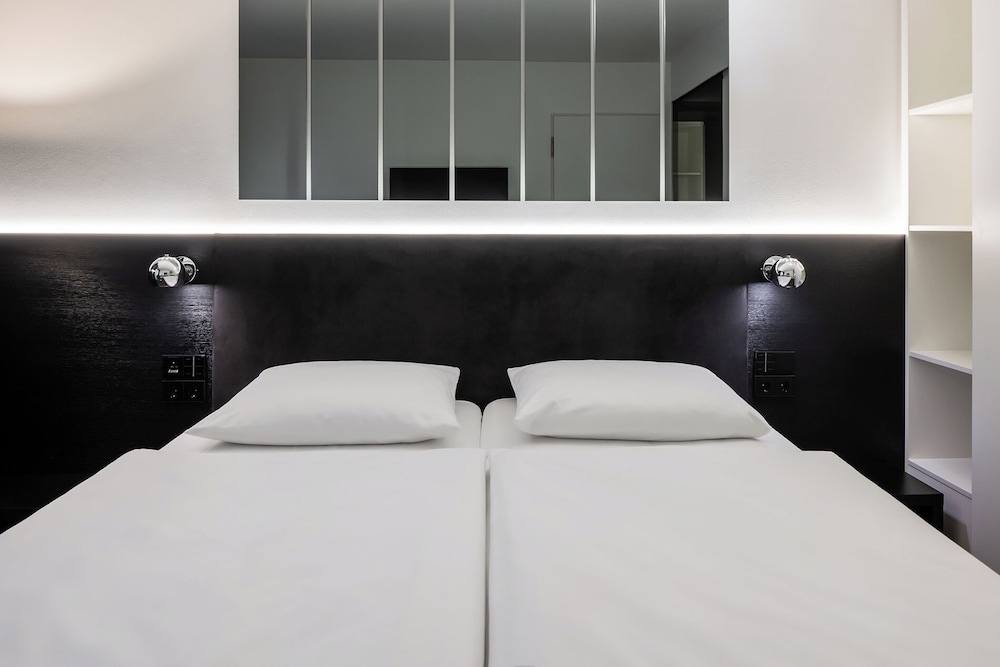 Hotel AMANO Grand Central 13